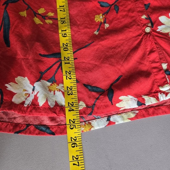 Old Navy Red Floral Printed Banded Collar Blouse Women's L Feminine Office - Picture 11 of 11